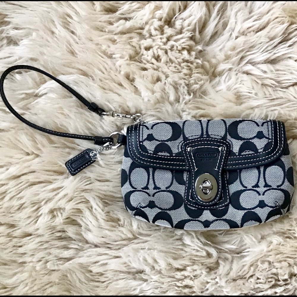 Authentic Coach Zip Wristlet Black & Grey
